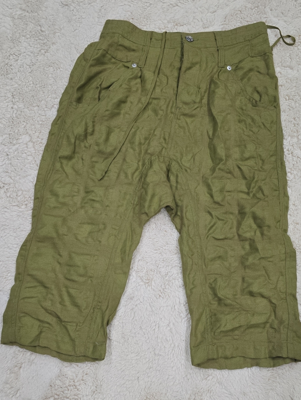 We The Free Olive Green Cargo Capri Pants